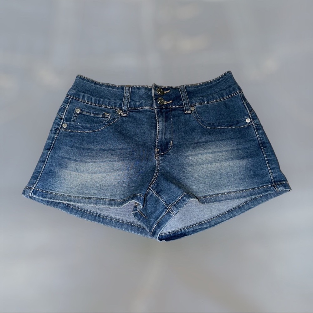 GUESS Shorts Size 26